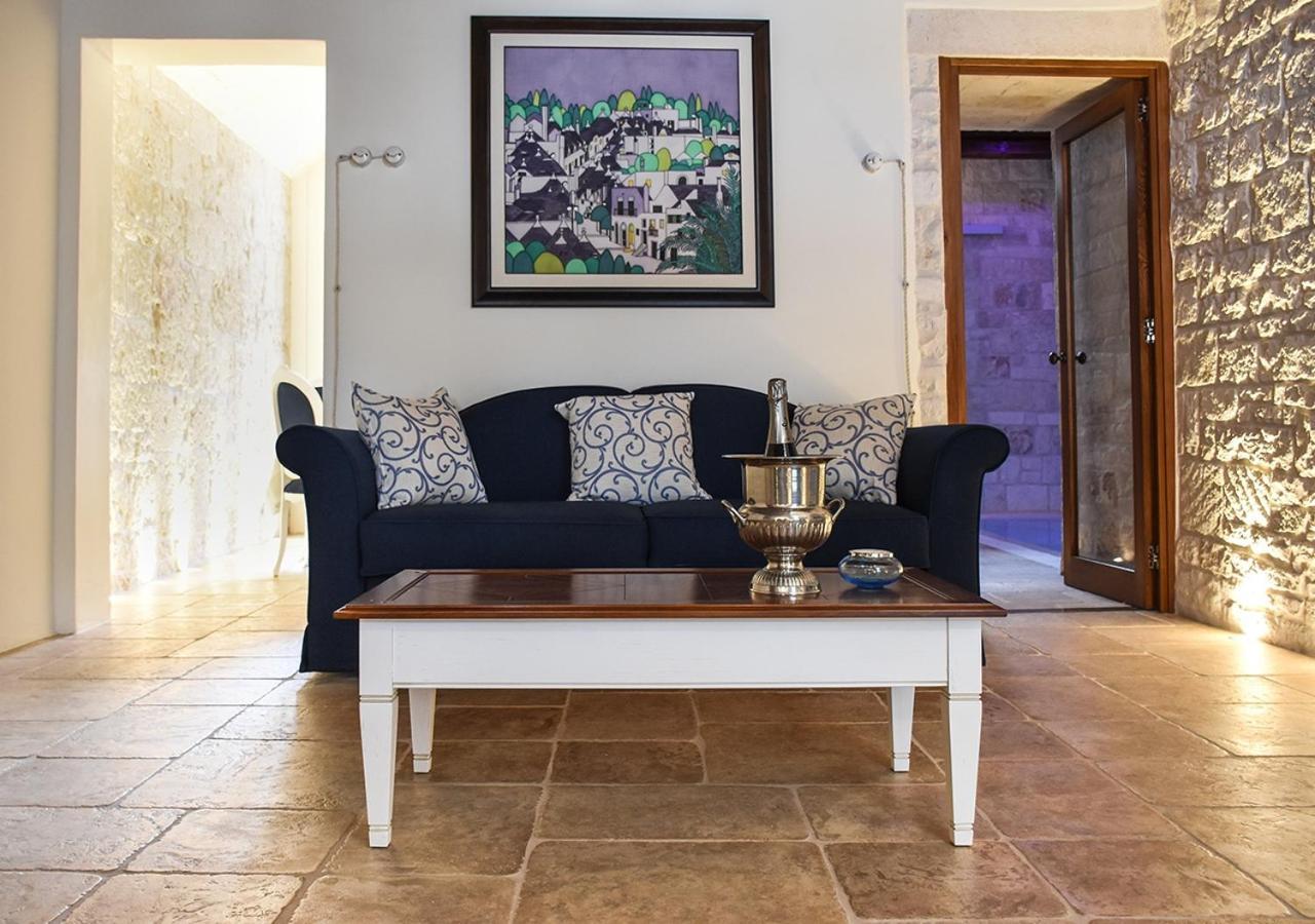 Trulli E Puglia Luxury Suite Alberobello Exterior photo
