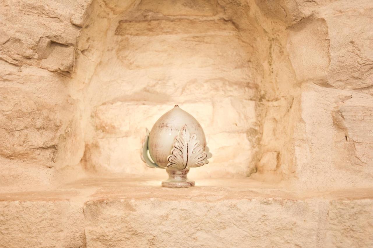 Trulli E Puglia Luxury Suite Alberobello Exterior photo